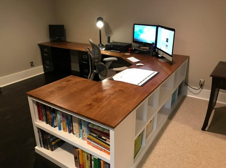 A Perfect DIY Computer Desk for Writers and Researchers