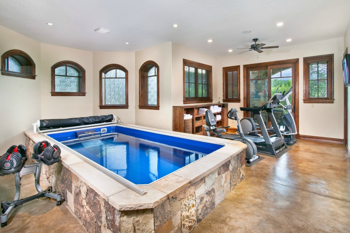 Home Gym with Swimming Pool Home Gym with Swimming Pool