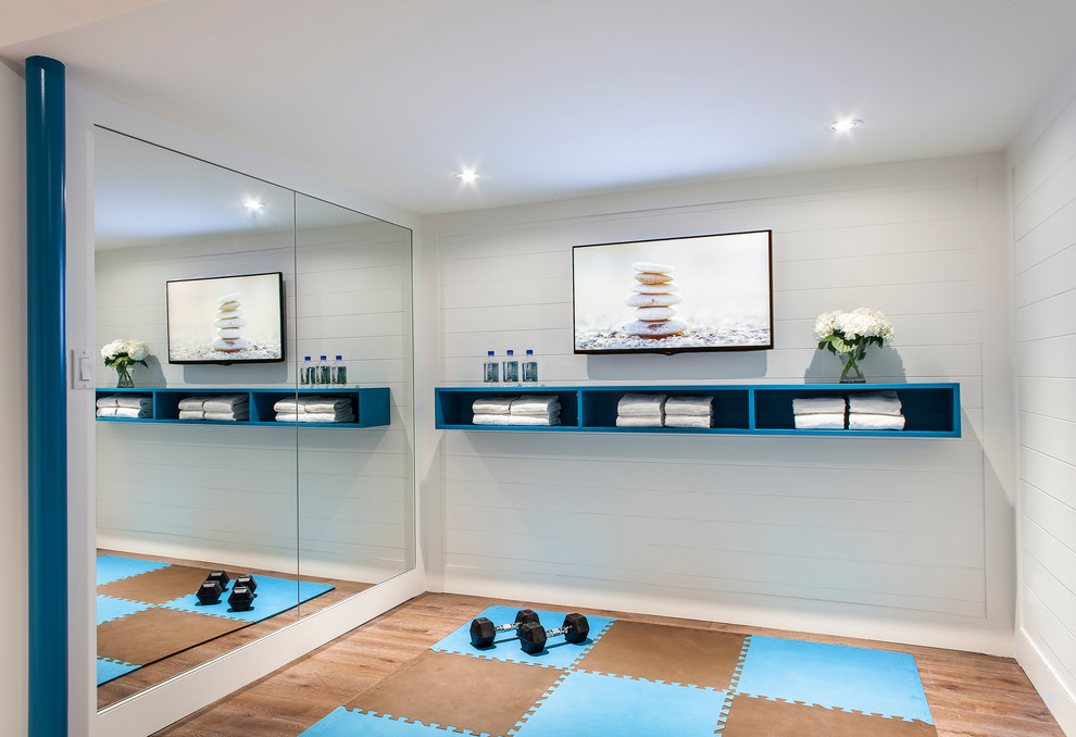 Simple Room for Gymnastic Activities Simple Room for Gymnastic Activities
