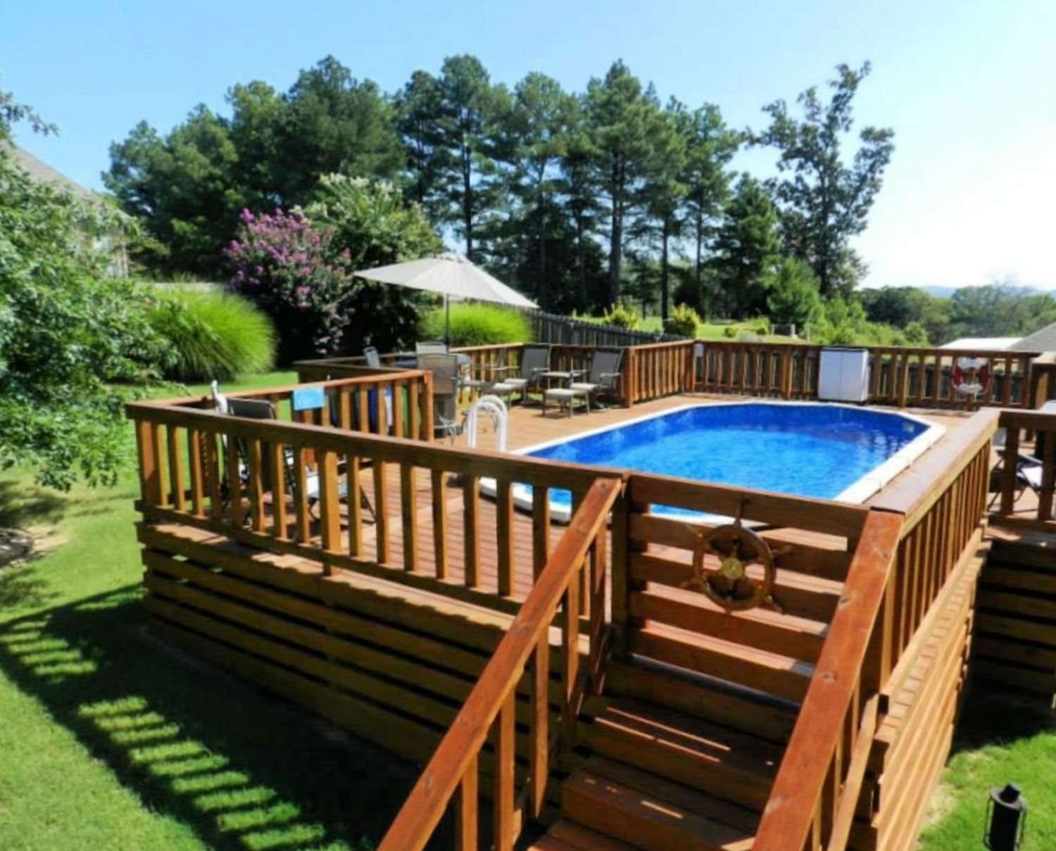 Above Ground Pool Deck with Step Section